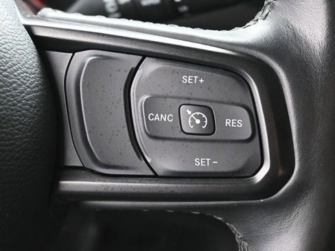 Used 2021 Jeep Wrangler Unlimited Sport AWD/4WD image 16