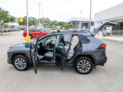 Certified 2025 Toyota RAV4 XLE Premium image 10