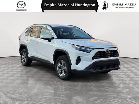 Used 2024 Toyota RAV4 XLE FWD image 1