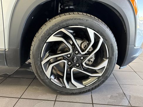 Used 2025 Chevrolet TrailBlazer RS AWD/4WD image 50