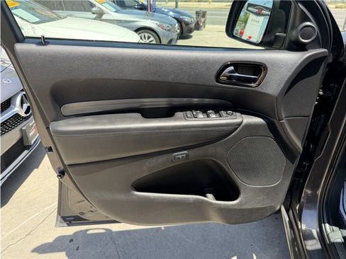 Used 2020 Dodge Durango R/T w/ Blacktop Package RWD image 16