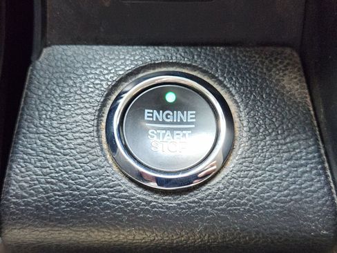 Used 2021 Ford F250 Lariat w/ Tremor Off-Road Package AWD/4WD image 27