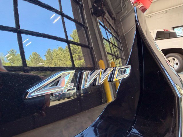 Used 2024 Ford Explorer XLT w/ XLT Sport Appearance Package AWD/4WD image 9