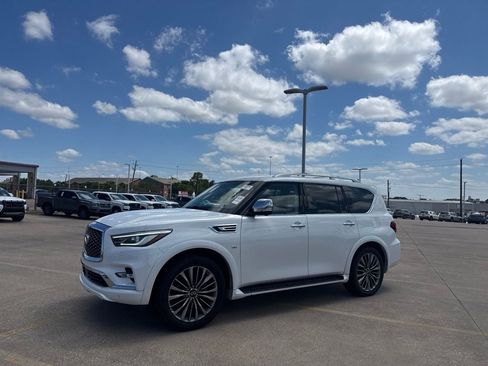 Used 2018 INFINITI QX80 2WD w/ Deluxe Technology Package image 10