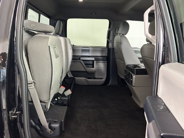 Used 2018 Ford F150 XLT w/ Equipment Group 302A Luxury AWD/4WD image 26