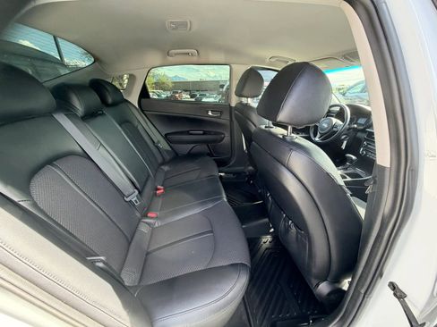Used 2018 Kia Optima S FWD image 26