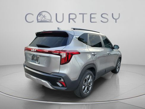 Certified 2024 Kia Seltos S FWD image 3