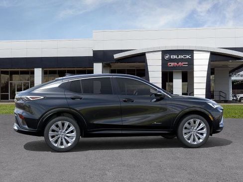 New 2026 Buick Envista Avenir FWD image 5