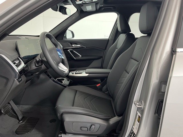 Used 2026 BMW X1 xDrive28i w/ Technology Package AWD/4WD image 12
