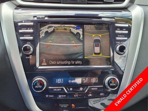 Used 2023 Nissan Murano SL AWD/4WD image 14