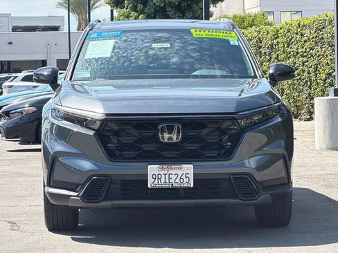 Certified 2025 Honda CR-V Sport image 10