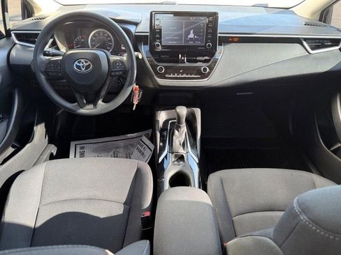 Used 2021 Toyota Corolla LE image 13