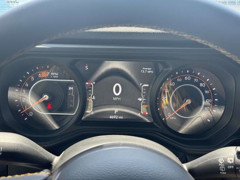 Used 2024 Jeep Wrangler Unlimited Sport AWD/4WD image 22