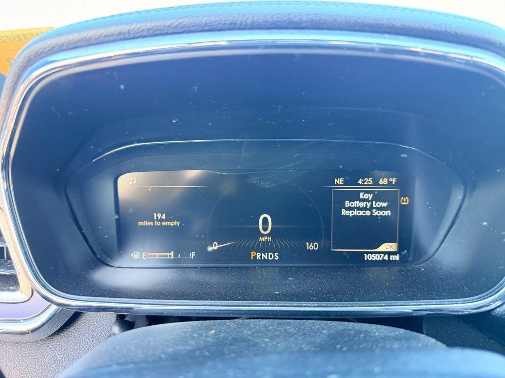 Used 2018 Lincoln Continental Premiere AWD/4WD image 23