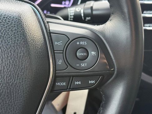 Used 2018 Toyota Camry SE image 22