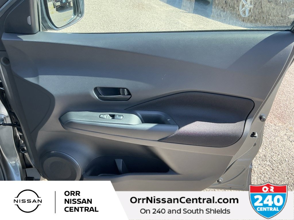 Used 2025 Nissan Kicks Play S FWD image 10