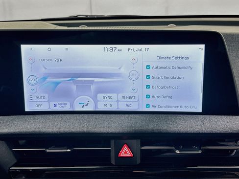 Used 2024 Kia EV6 Wind AWD/4WD image 24