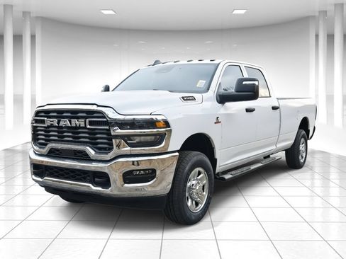 New 2026 RAM 3500 Tradesman AWD/4WD image 7