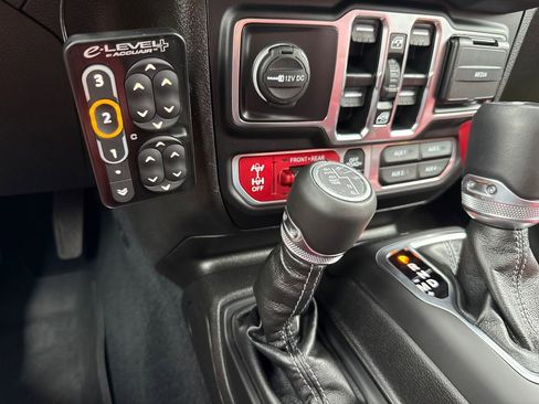 Used 2024 Jeep Wrangler Unlimited Rubicon 392 AWD/4WD image 26