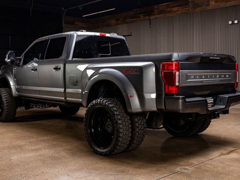 Used 2022 Ford F450 Platinum w/ FX4 Off-Road Package image 6