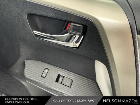 Used 2014 Toyota RAV4 Limited w/ Technology Package FWD image 49