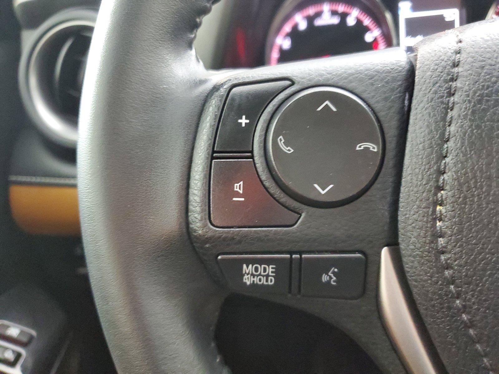 Used 2016 Toyota RAV4 SE FWD image 27