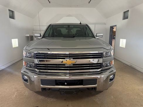 Used 2015 Chevrolet Silverado 2500 LT w/ LT Convenience Package AWD/4WD image 8