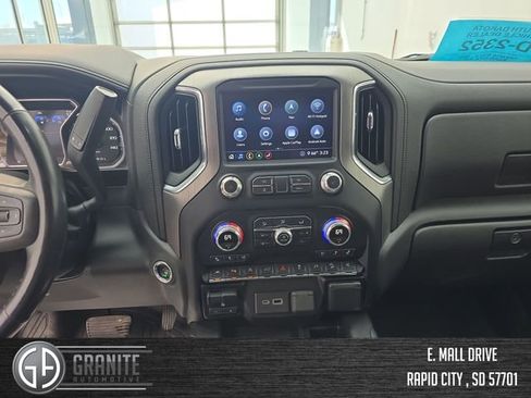 Used 2020 GMC Sierra 1500 Denali w/ Denali Ultimate Package AWD/4WD image 17