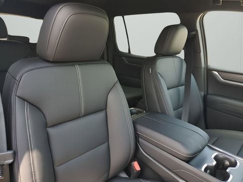 New 2026 GMC Acadia Elevation w/ Black Edition image 15