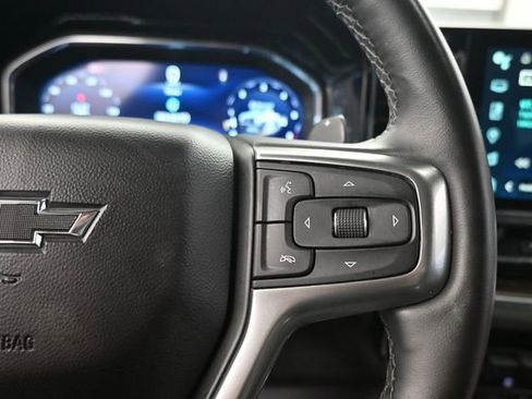 Used 2024 Chevrolet Silverado 1500 LT Trail Boss w/ LT Trail Boss Premium Package AWD/4WD image 15