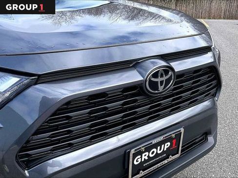 Certified 2023 Toyota RAV4 LE FWD image 32