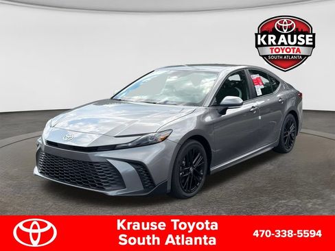 New 2026 Toyota Camry SE w/ Convenience Package FWD image 3