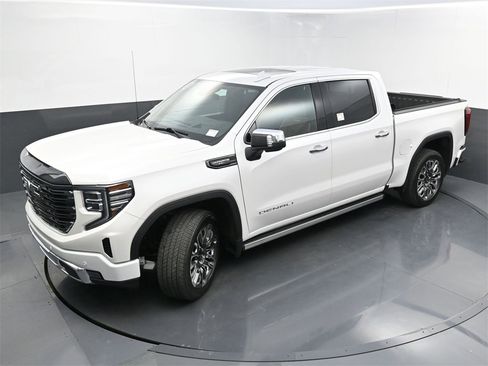 Used 2023 GMC Sierra 1500 Denali Ultimate image 36