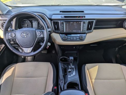 Used 2017 Toyota RAV4 XLE FWD image 16