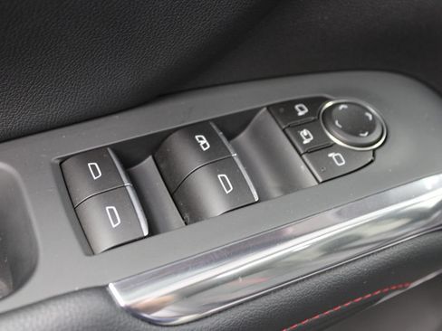 Used 2026 Chevrolet Traverse RS AWD/4WD image 75