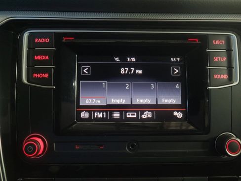 Used 2017 Volkswagen Passat 1.8T S image 25