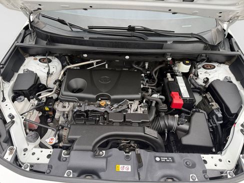 Used 2019 Toyota RAV4 LE image 20