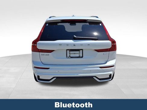 Used 2022 Volvo XC60 T8 R-Design w/ Advanced Package AWD/4WD image 6