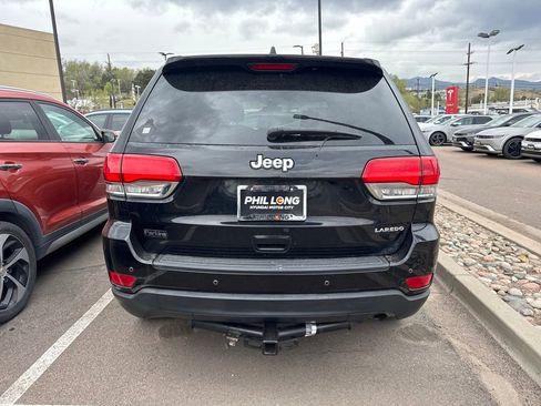 Used 2018 Jeep Grand Cherokee Laredo RWD image 6