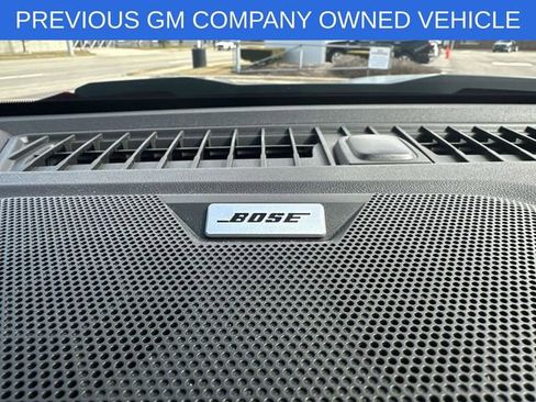 Used 2026 Chevrolet Colorado ZR2 w/ Technology Package AWD/4WD image 30
