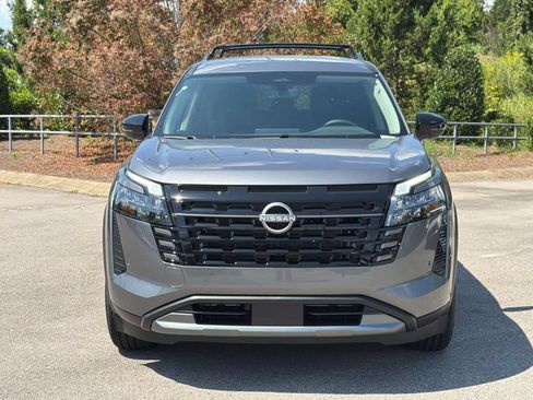 New 2026 Nissan Pathfinder SL FWD image 8