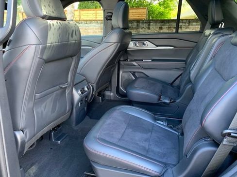 Certified 2025 Ford Explorer ST w/ Sun And Sound Package AWD/4WD image 22