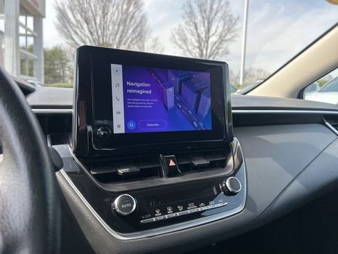 Used 2024 Toyota Corolla LE image 21