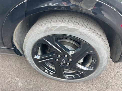 Used 2025 Chevrolet Equinox EV RS FWD image 5
