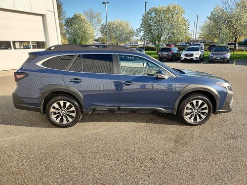 Used 2025 Subaru Outback Limited AWD/4WD image 7
