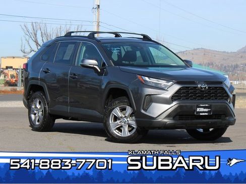 Used 2022 Toyota RAV4 XLE image 1