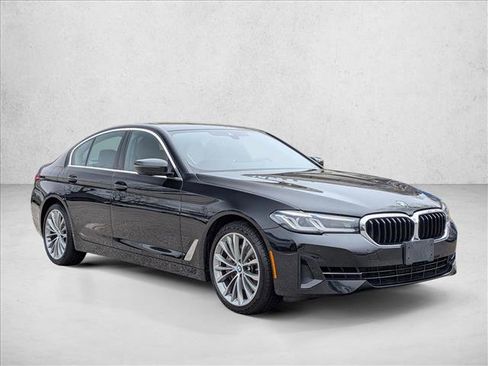 Certified 2023 BMW 540i xDrive w/ Premium Package image 3