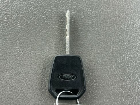 Used 2021 Ford F250 XL RWD image 32