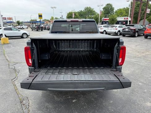 Used 2020 GMC Sierra 1500 SLT w/ SLT Premium Package AWD/4WD image 7