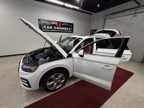 Used 2021 Audi Q5 Prestige w/ Prestige Package AWD/4WD image 56